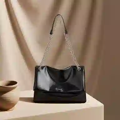 红蜻蜓 链条气质通勤 牛皮 单肩包 女款 黑色