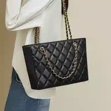 红蜻蜓 小香风菱格链条百搭通勤 牛剖层皮革拼超细纤维合成革 单肩包手提包腋下包托特包 常规 女款 黑色