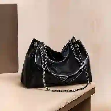 红蜻蜓 菱格链条腋下包时尚潮流 合成革 单肩包 常规 男女同款情侣款 黑色