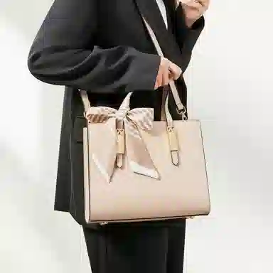 红蜻蜓 大容量法式通勤女式牛皮革手提包斜挎包单肩包 女款