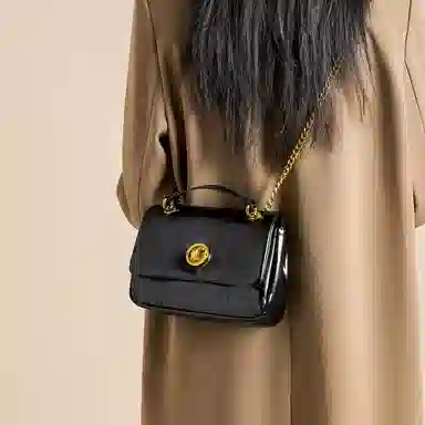 红蜻蜓 时尚小香风翻盖式链条包经典气质通勤高颜值手提斜挎腋下包 牛皮 单肩包 女款 黑色