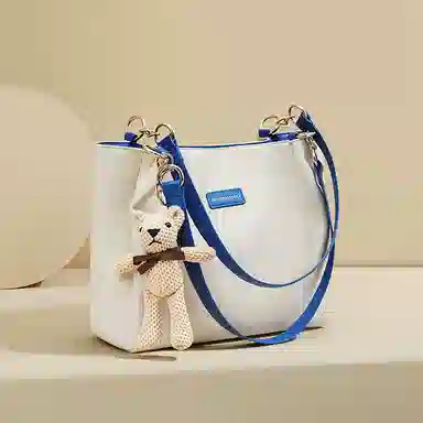 红蜻蜓 学院风撞色 小众高级感百搭实用上学通勤 牛皮 手提包单肩包 常规 女款 米白色