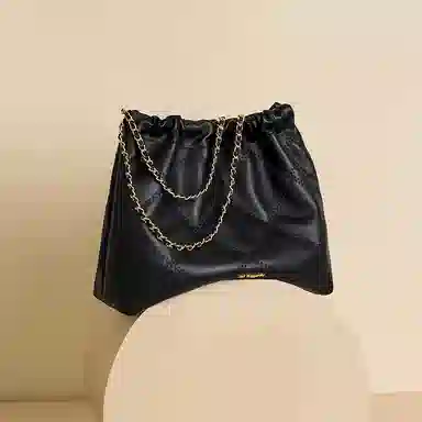 红蜻蜓 时尚简约链条设计百搭 合成革 单肩包 常规 女款 黑色