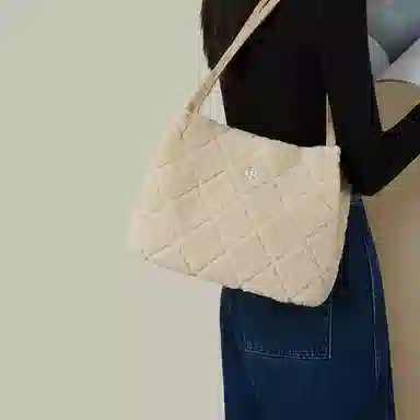 红蜻蜓 简约慵懒休闲羊羔毛 超细纤维合成革 手提包单肩包 女款 咖啡色/奶茶色