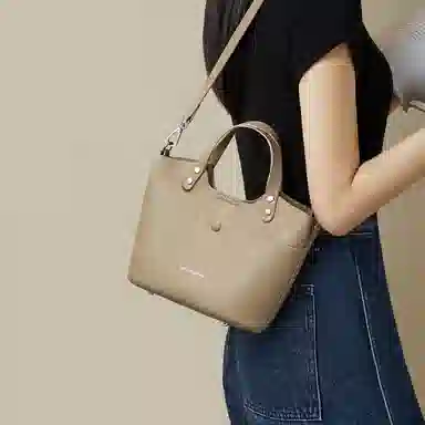 红蜻蜓 经典复古纯色荔枝纹拼接 牛皮 手提包斜挎包 女款 卡其色