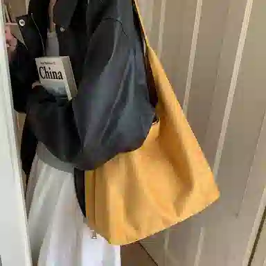 CAREELL Simple Shoulder Bag