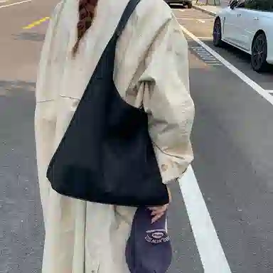 CAREELL Simple Shoulder Bag