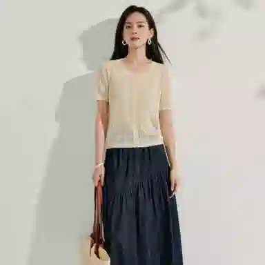 茵曼 镂空钩花老钱风短袖宽松针织衫 女款