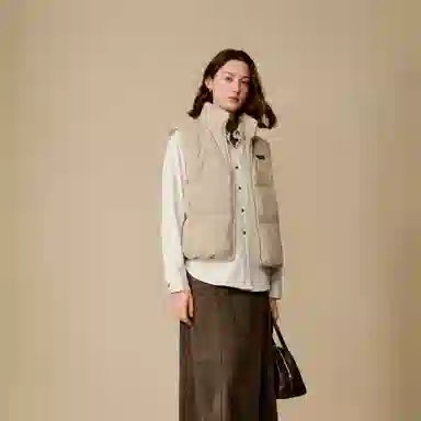 茵曼 小欧包针织叠穿立领羽绒加厚羽绒马甲 女款