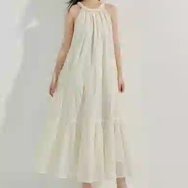 茵曼 纯色简约舒适无袖连衣裙 女款 梨花杏