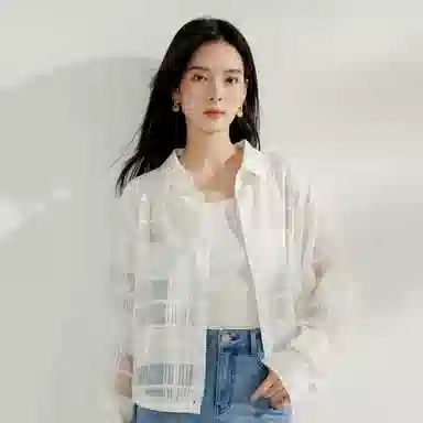 茵曼 法式格子设计感轻薄休闲长袖衬衫 女款 珍珠白
