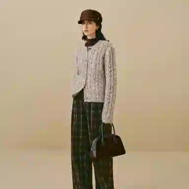 茵曼 百搭简约舒适针织衫 女款