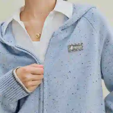 茵曼 休闲通勤宽松彩点连帽针织衫 女款