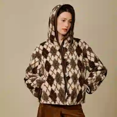 茵曼 连帽时尚舒适休闲截短外套 女款