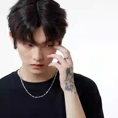MISS XIA JWY