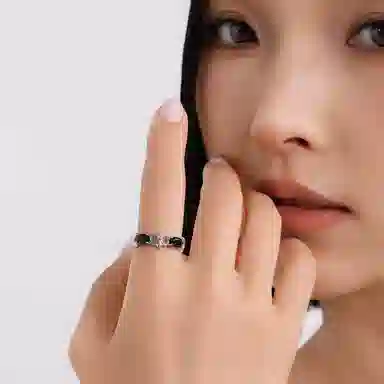 MISS XIA JWY