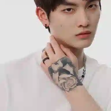 MISS XIA JWY