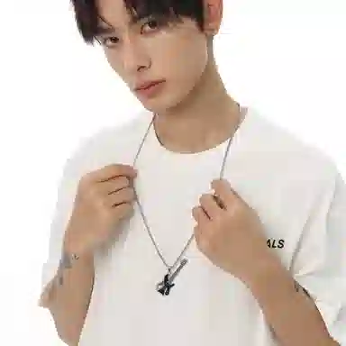 MISS XIA JWY