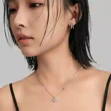 MISS XIA JWY