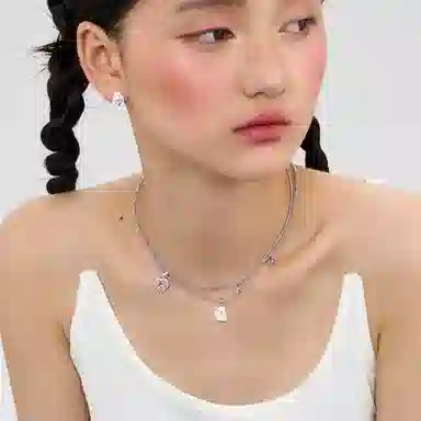 S925