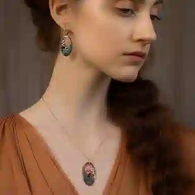 S925