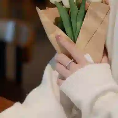 S925