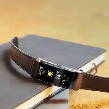 penc iwatch B7B6B3