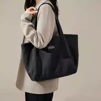 CinvaiKrose Tote