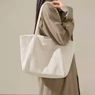 CinvaiKrose Tote