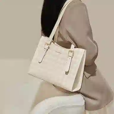 CinvaiKrose Tote