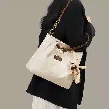 CinvaiKrose Tote