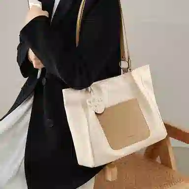 CinvaiKrose Tote