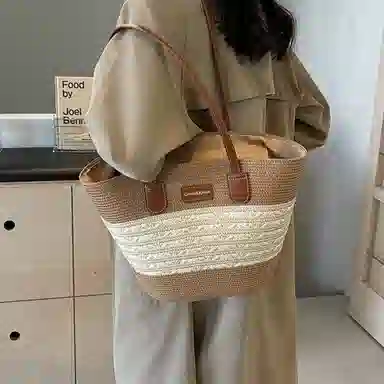 CinvaiKrose Tote