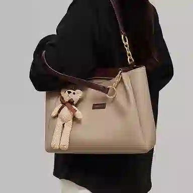 CinvaiKrose Tote