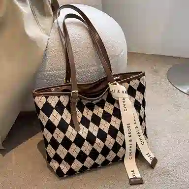 CinvaiKrose pvc Tote