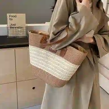 CinvaiKrose Tote