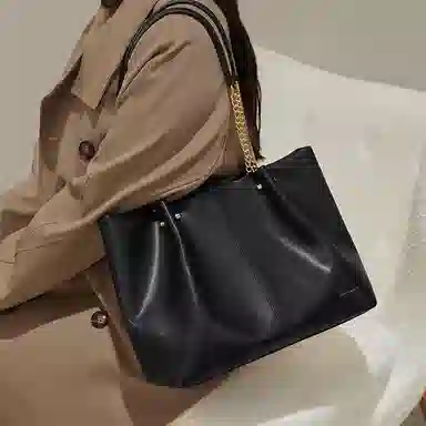 CinvaiKrose Tote