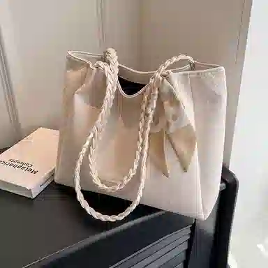 CinvaiKrose Tote
