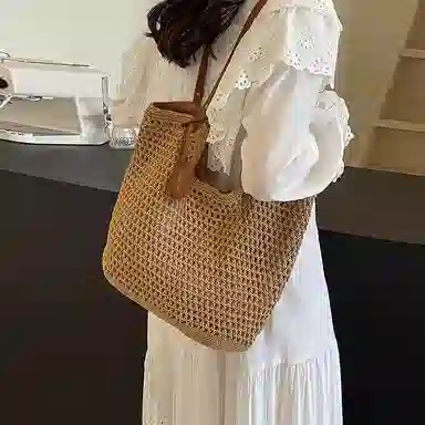 CinvaiKrose Tote