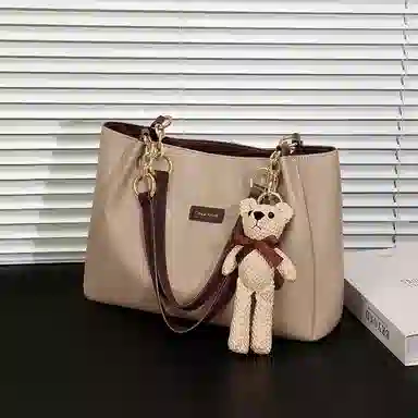 CinvaiKrose Tote