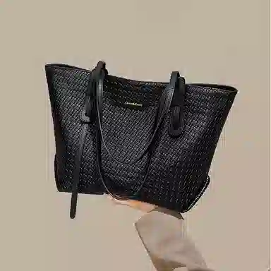 CinvaiKrose PVC Tote