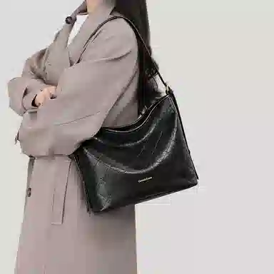 CinvaiKrose Tote