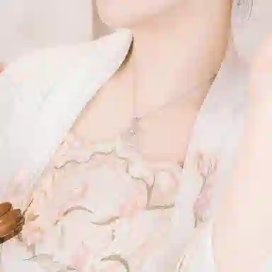 S925