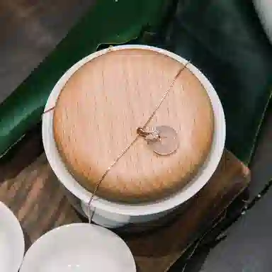S925