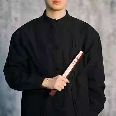 S925
