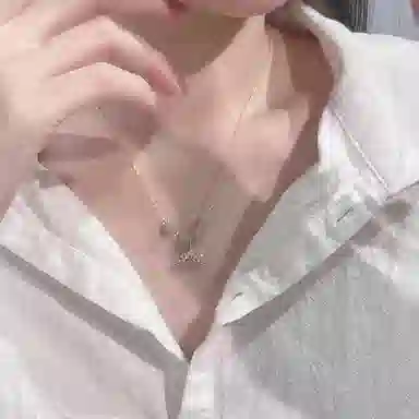 S925