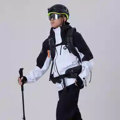 熊猫  山系户外硬壳三防连帽单层  防水防风耐磨防泼水冲锋衣 男女同款 雅丹白