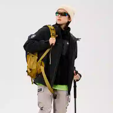 熊猫  舒适休闲简约三合一连帽  保暖防风防水透气冲锋衣 男女同款