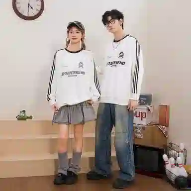 LA'T.WEEKEND Logo320g