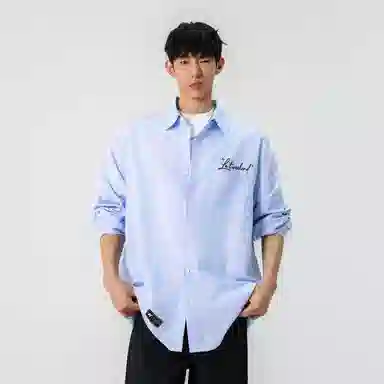 LA'T.WEEKEND Logo cleanfit